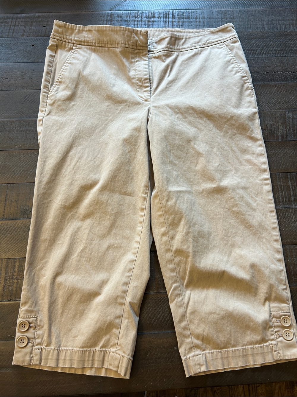 Talbots Khaki Capri pants